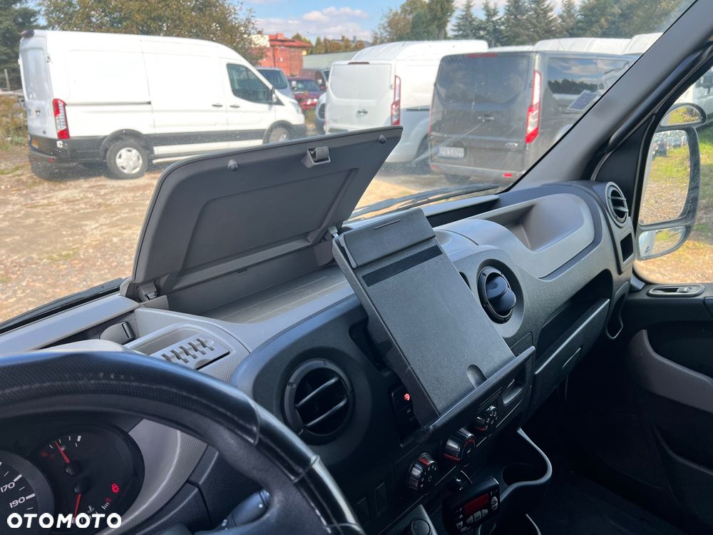 Renault Master - 11