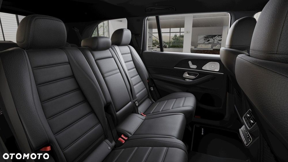 Mercedes-Benz GLS - 7