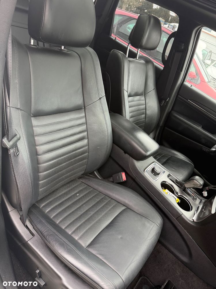 Jeep Grand Cherokee - 10