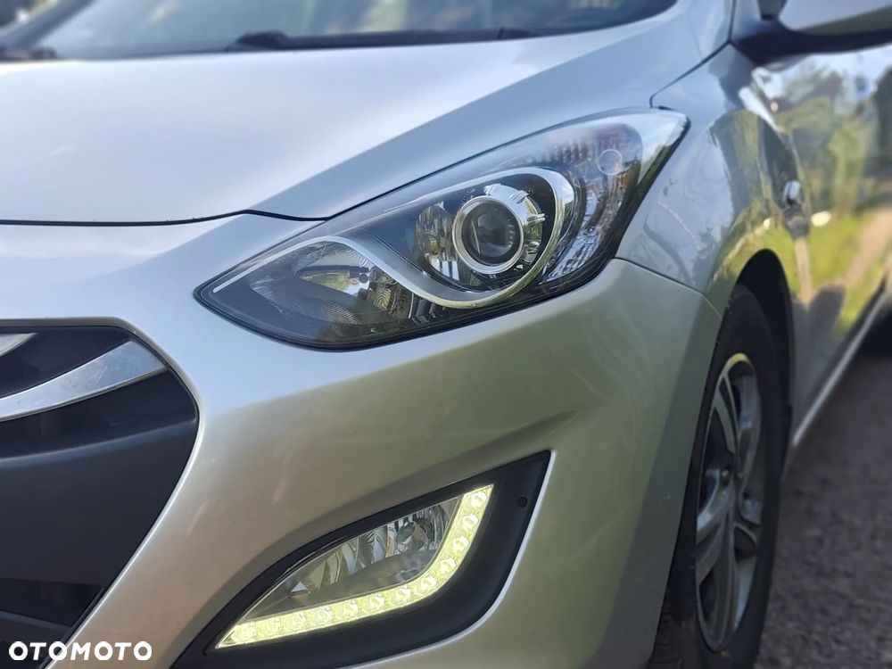 Hyundai i30 1.6 CRDi Comfort - 4