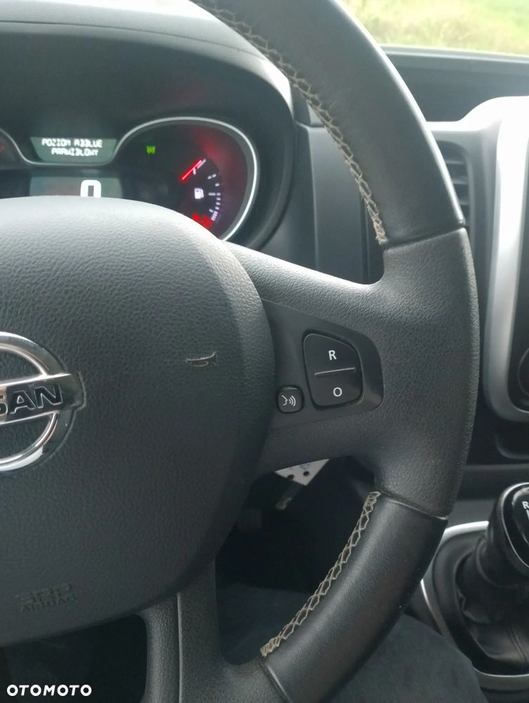 Nissan NV300 - 24