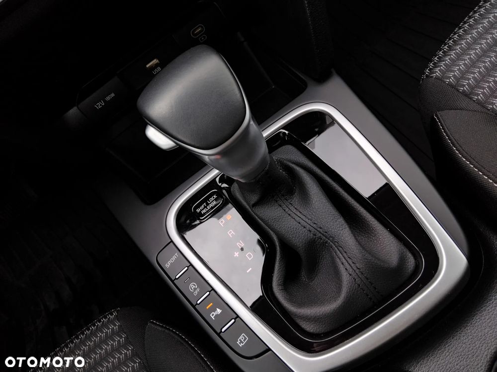 Kia XCeed 1.5 T-GDI M DCT - 20