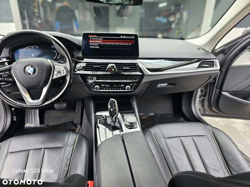 BMW Seria 5 - 11