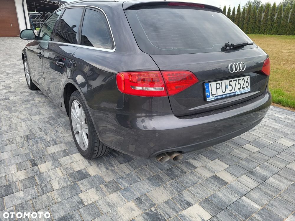 Audi A4 Avant 2.0 TDI DPF Ambition - 4