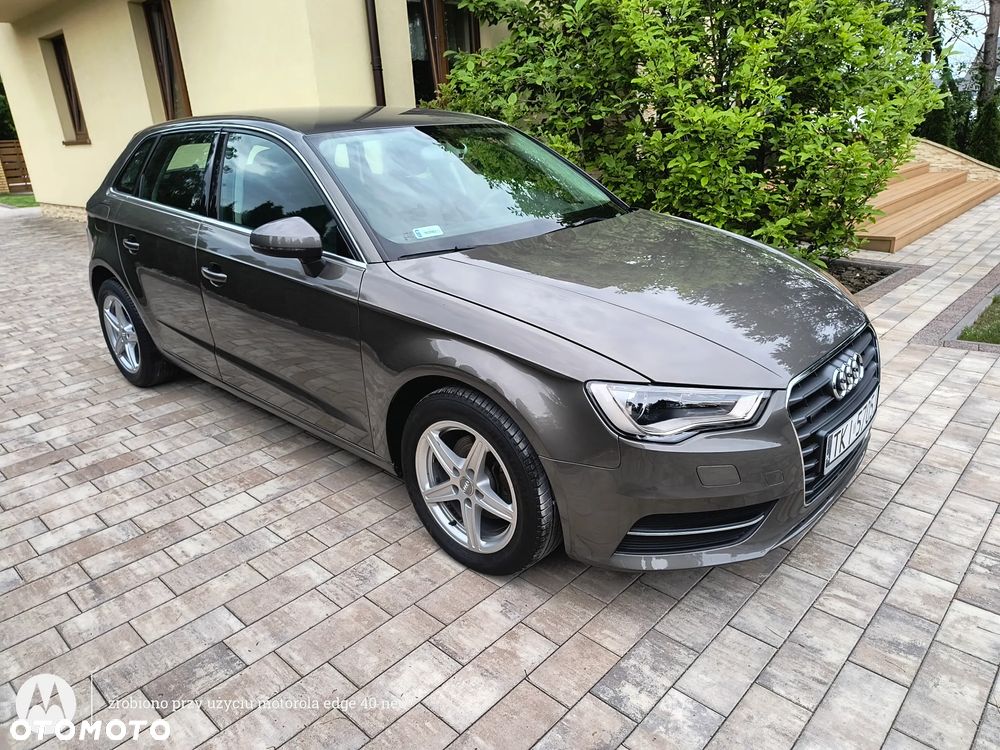 Audi A3 Sportback 1.6 TDI DPF Ambition S tronic - 10