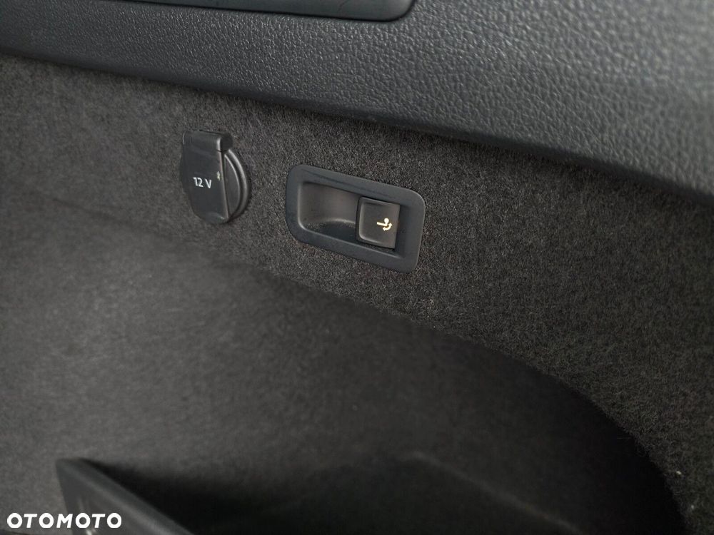 Volkswagen Passat - 26