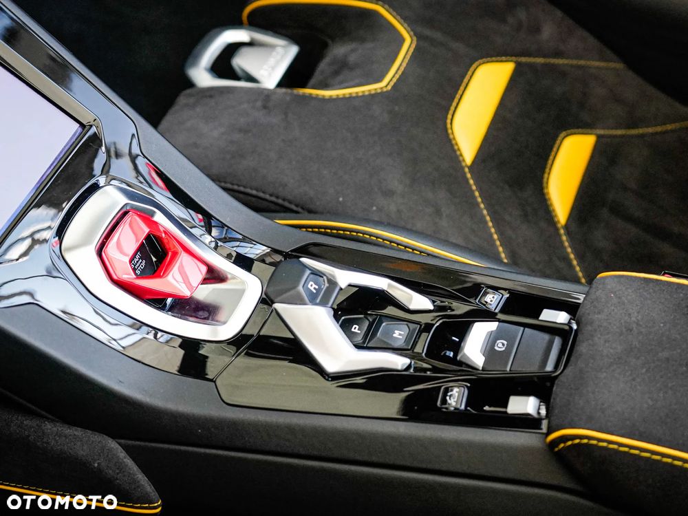 Lamborghini Huracan EVO - 23