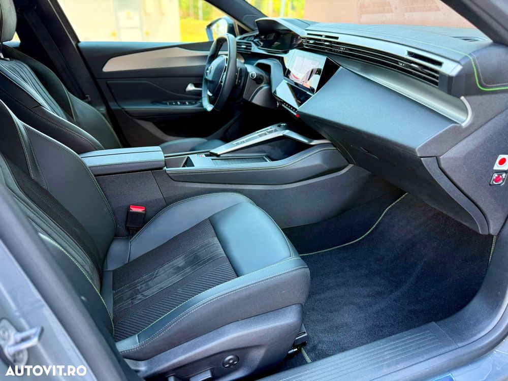 Peugeot 408 180 e-EAT8 GT - 18