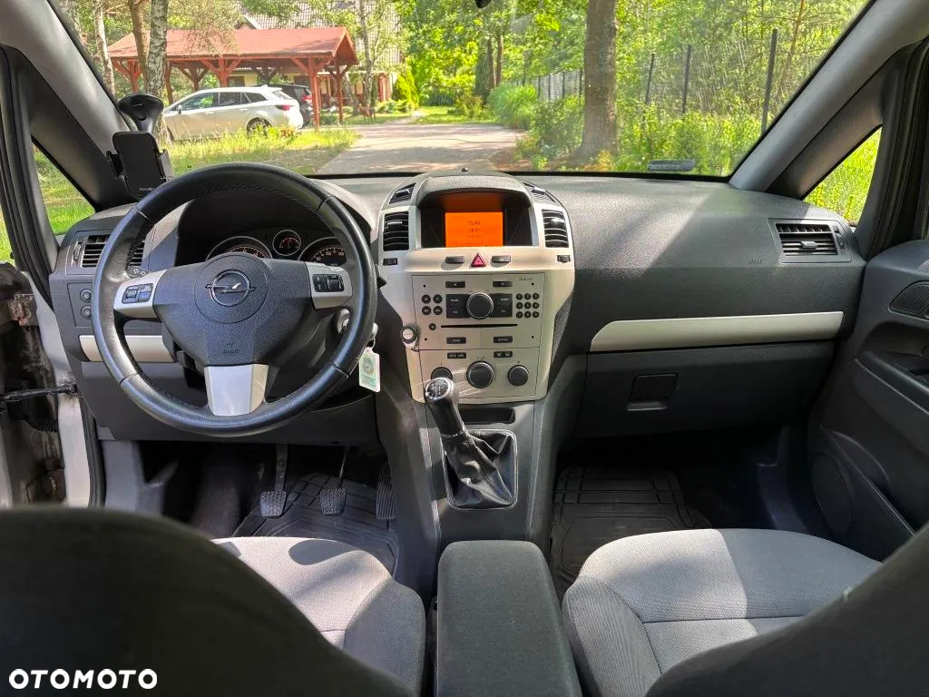 Opel Zafira 1.8 Enjoy - 3