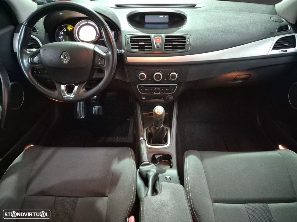 Renault Mégane 1.5 dCi Confort - 9