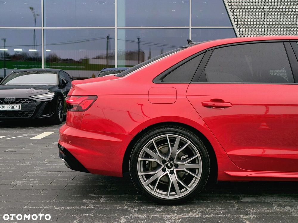 Audi A4 Limousine - 9