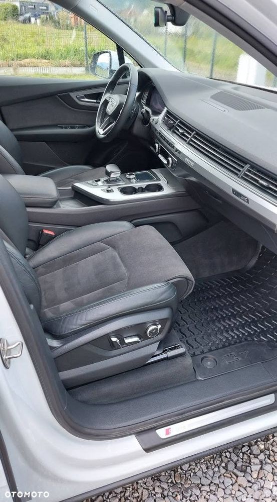 Audi Q7 - 5