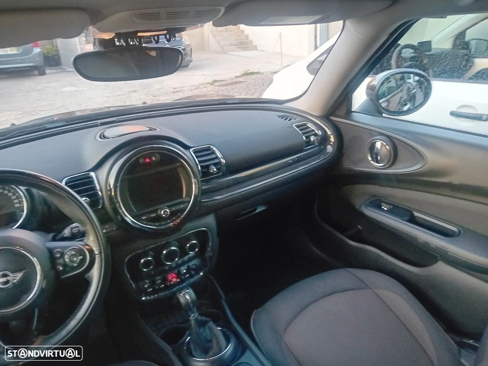MINI Clubman One D Blackyard - 26