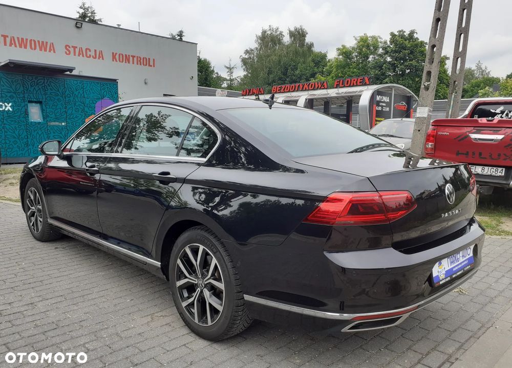 Volkswagen Passat 2.0 TSI Elegance DSG - 3