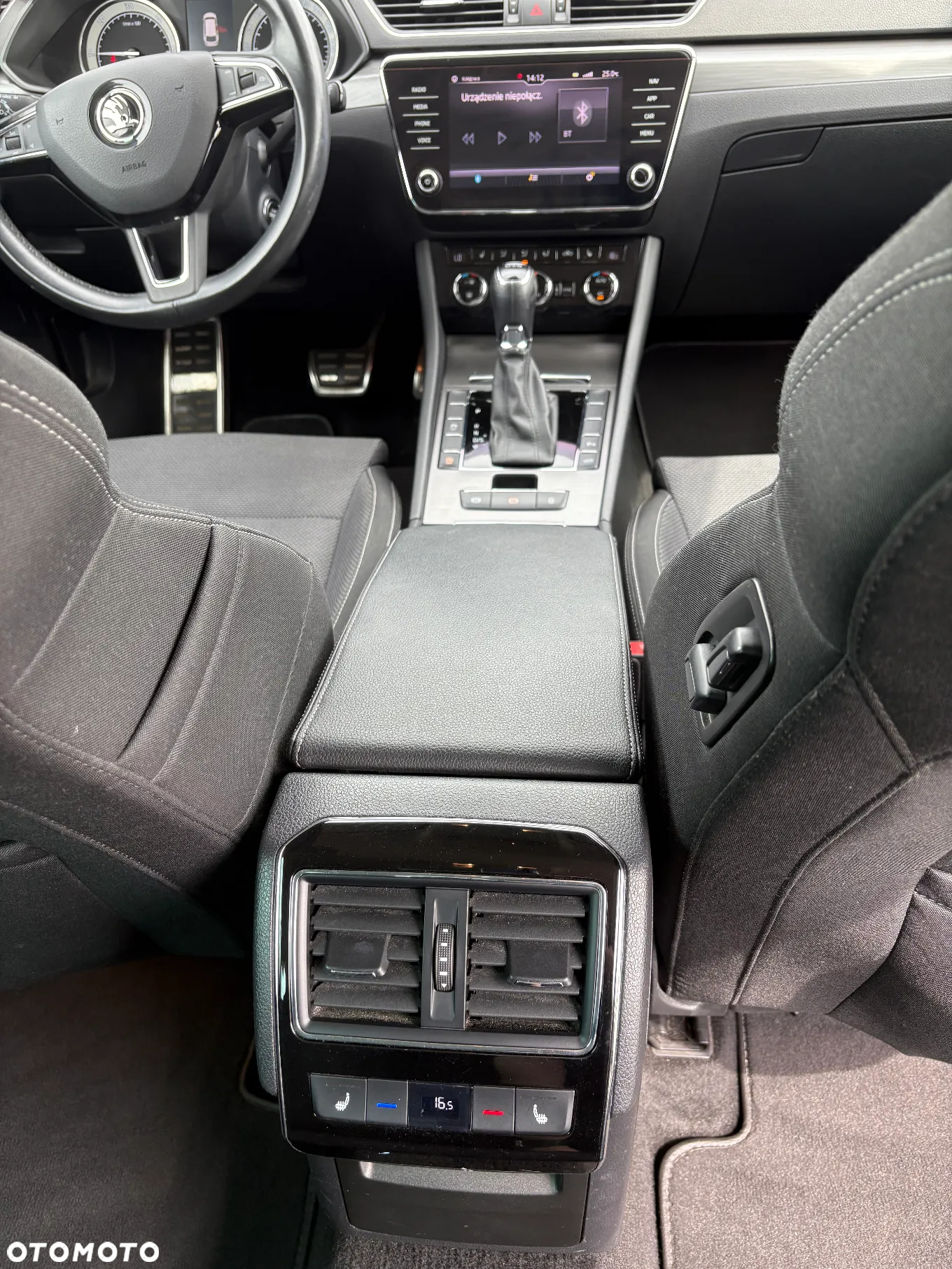 Skoda Superb 2.0 TDI Style DSG - 4