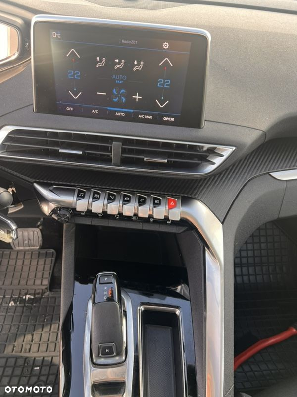 Peugeot 3008 1.2 PureTech Active S&S EAT8 - 15