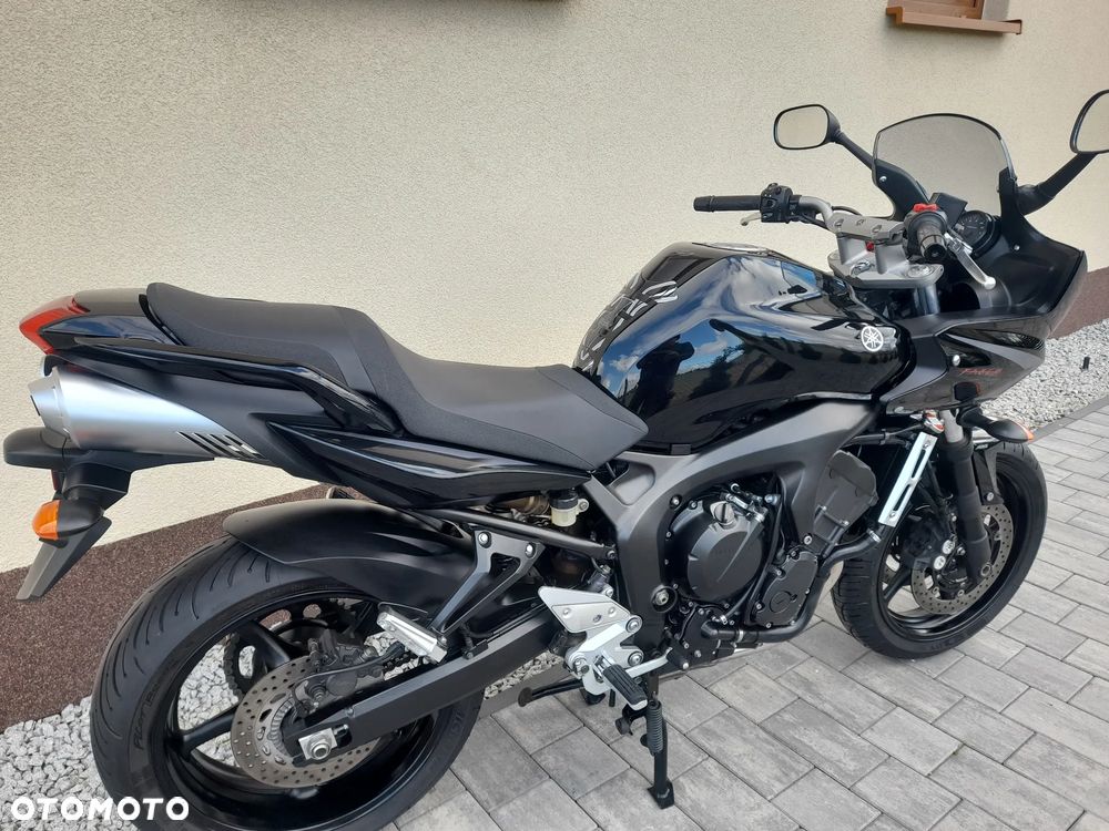 Yamaha FZ6 - 22