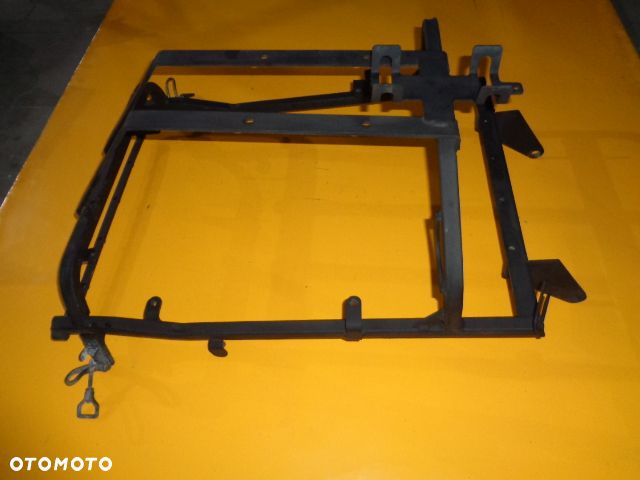 Wspornik mocowanie stelaż filtra powietrza chłodnic Claas Arion 650 A36 A37 - 4