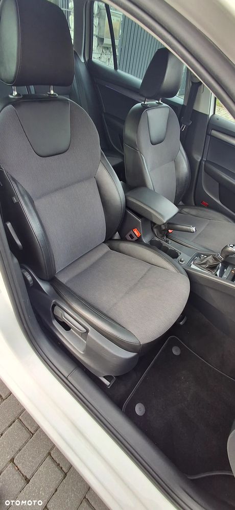 Skoda Octavia 2.0 TDI SCR Style DSG - 19