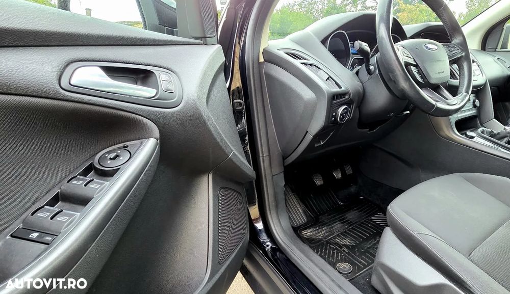 Ford Focus - 6