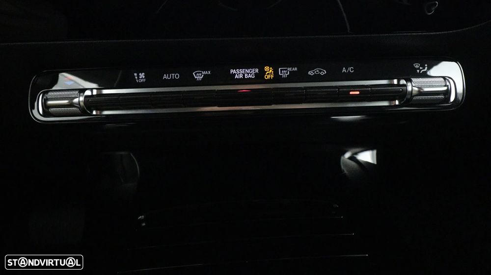 Mercedes-Benz CLA 180 d Progressive Aut. - 24