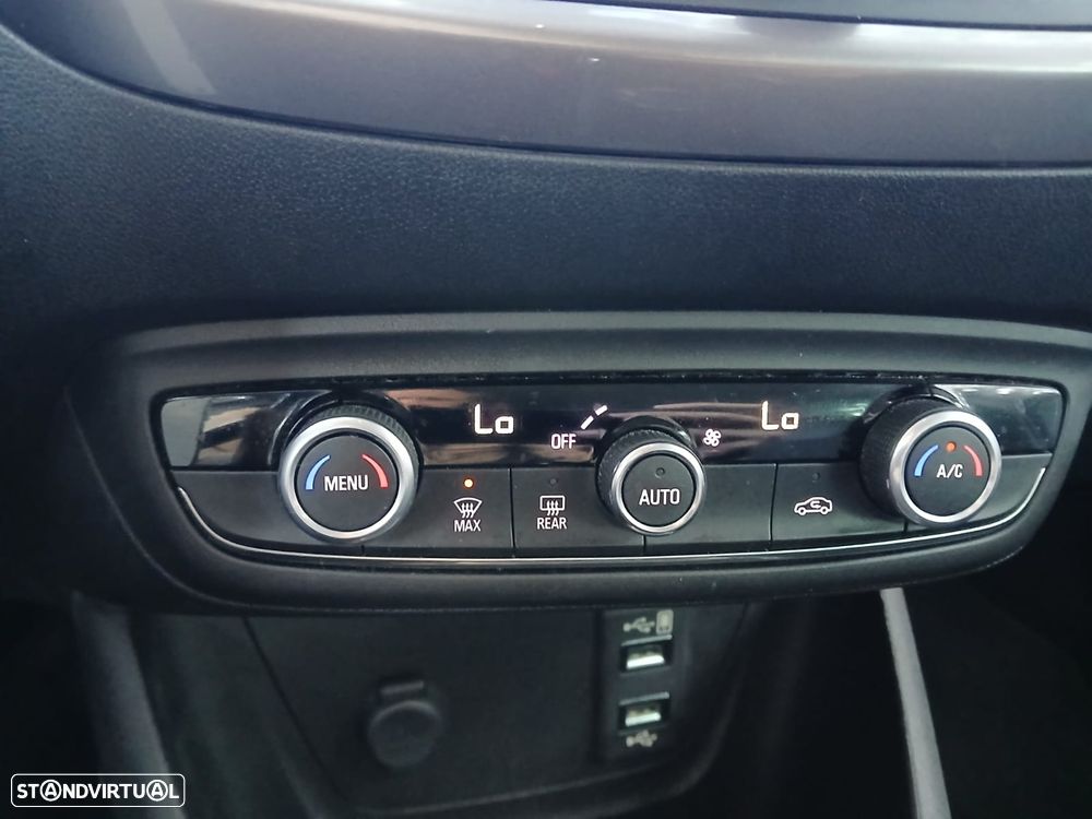 Opel Crossland X 1.2 Innovation - 17