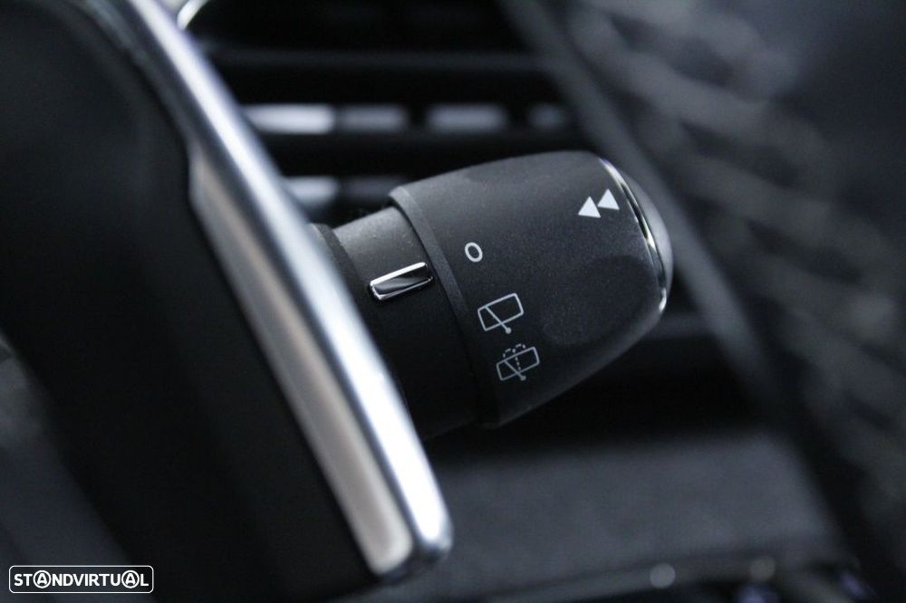 Peugeot 3008 1.5 BlueHDi Allure Pack EAT8 - 26