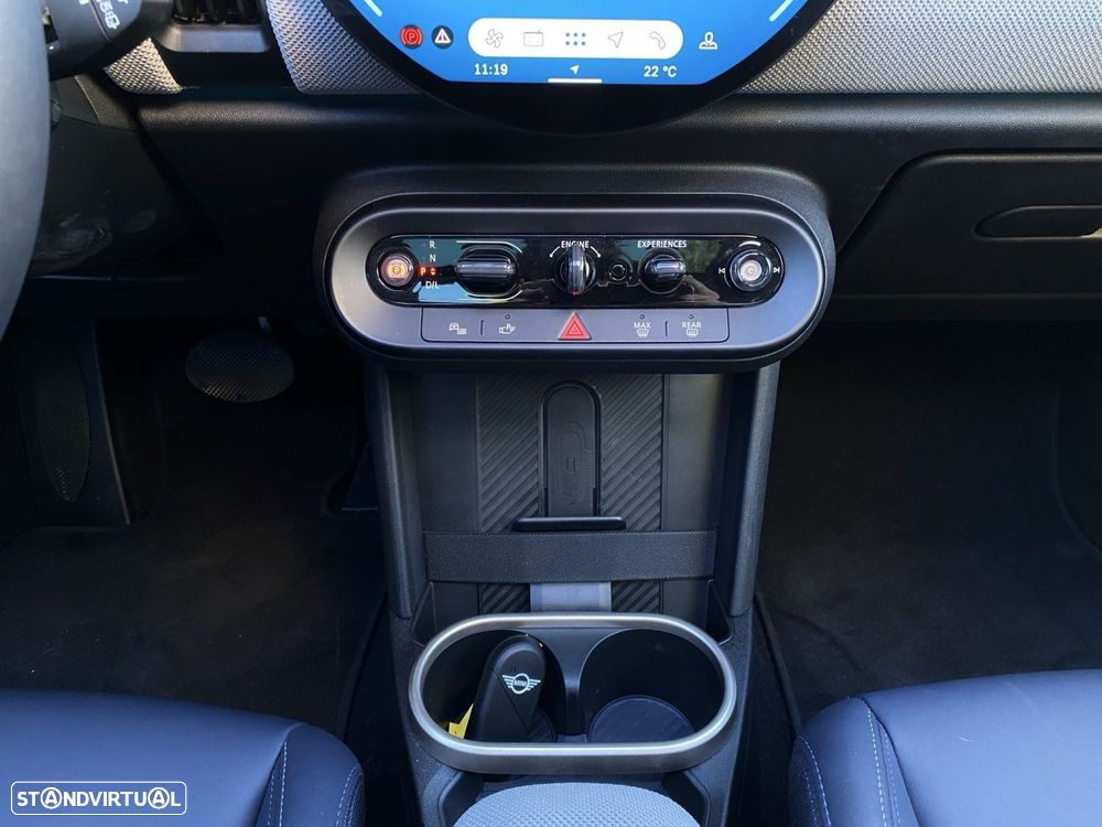MINI 3 Portas Cooper C Favoured L - 15
