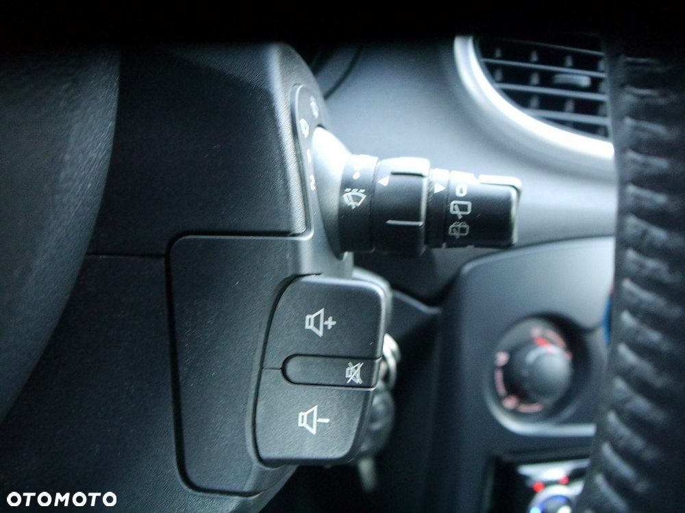 Renault Clio 1.5 dCi Privilege - 26