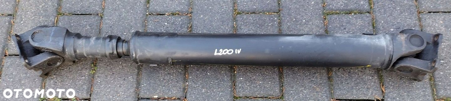 MITSUBISHI L200 4 IV 06-15 2.5 DID WAŁ NAPĘDOWY PRZEDNI KRÓTKI - 2
