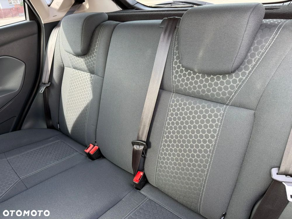 Ford Fiesta 1.25 Titanium - 11