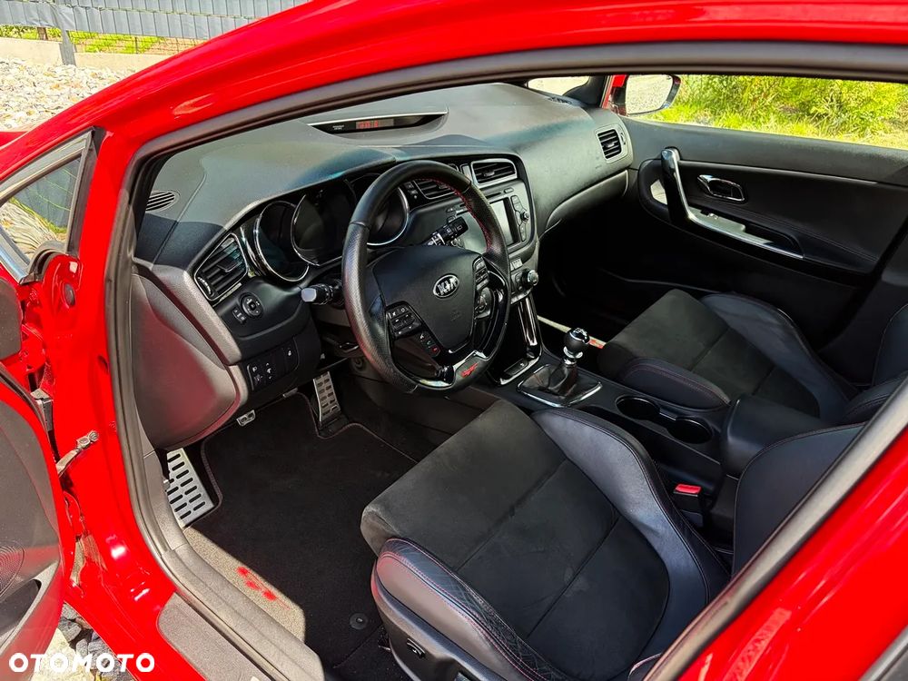 Kia Ceed 1.6 T-GDI GT - 5