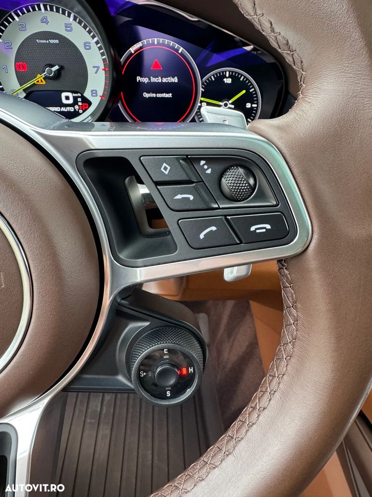 Porsche Cayenne E-Hybrid Tiptronic S - 30