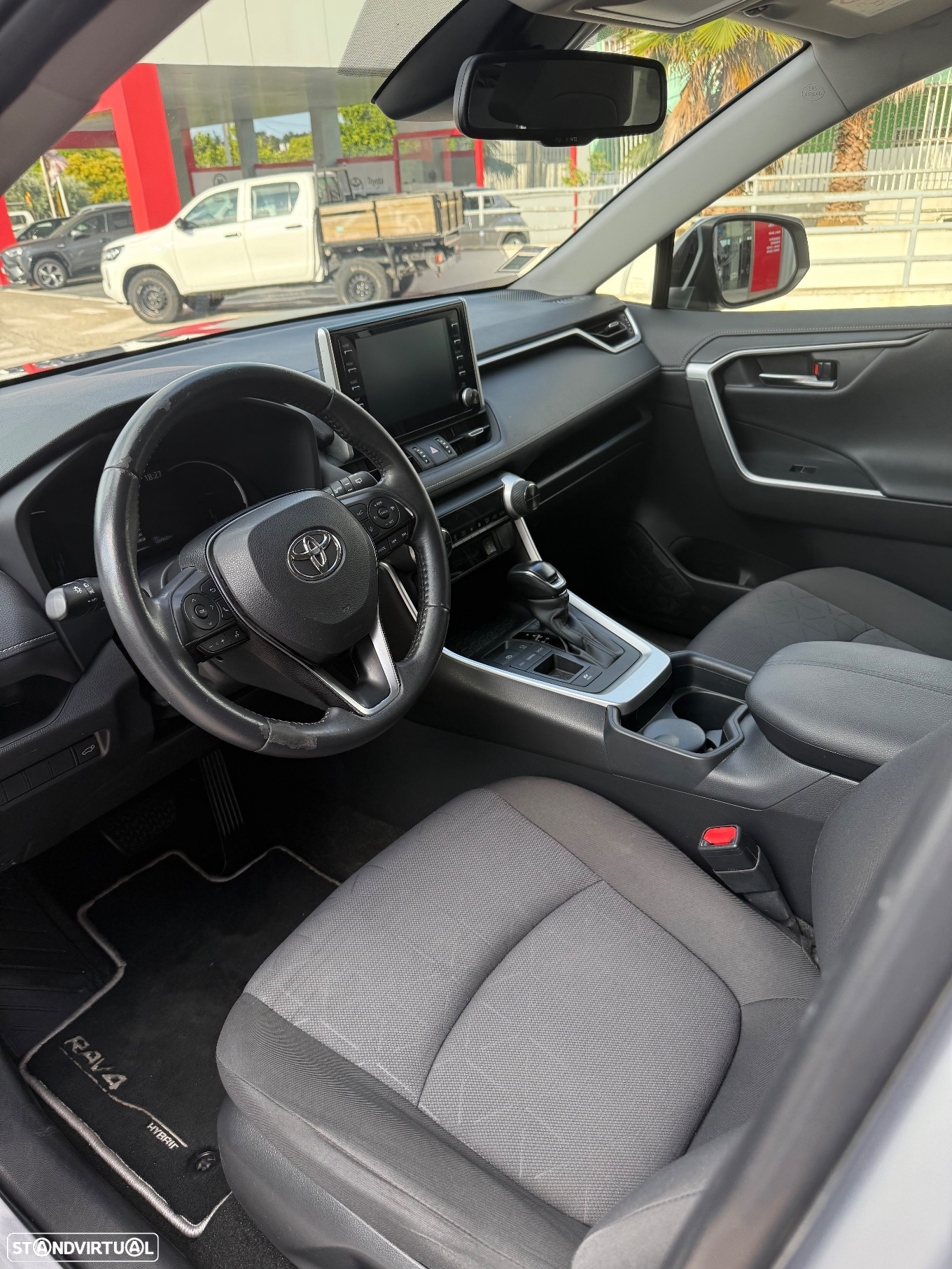 Toyota RAV4 2.5 HDF Comfort - 4