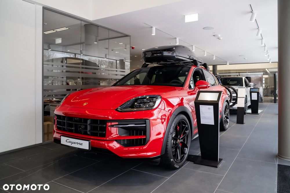 Porsche Cayenne S - 1