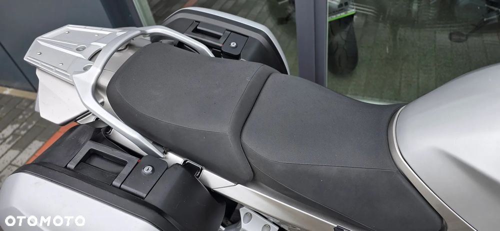 Yamaha FJR - 21