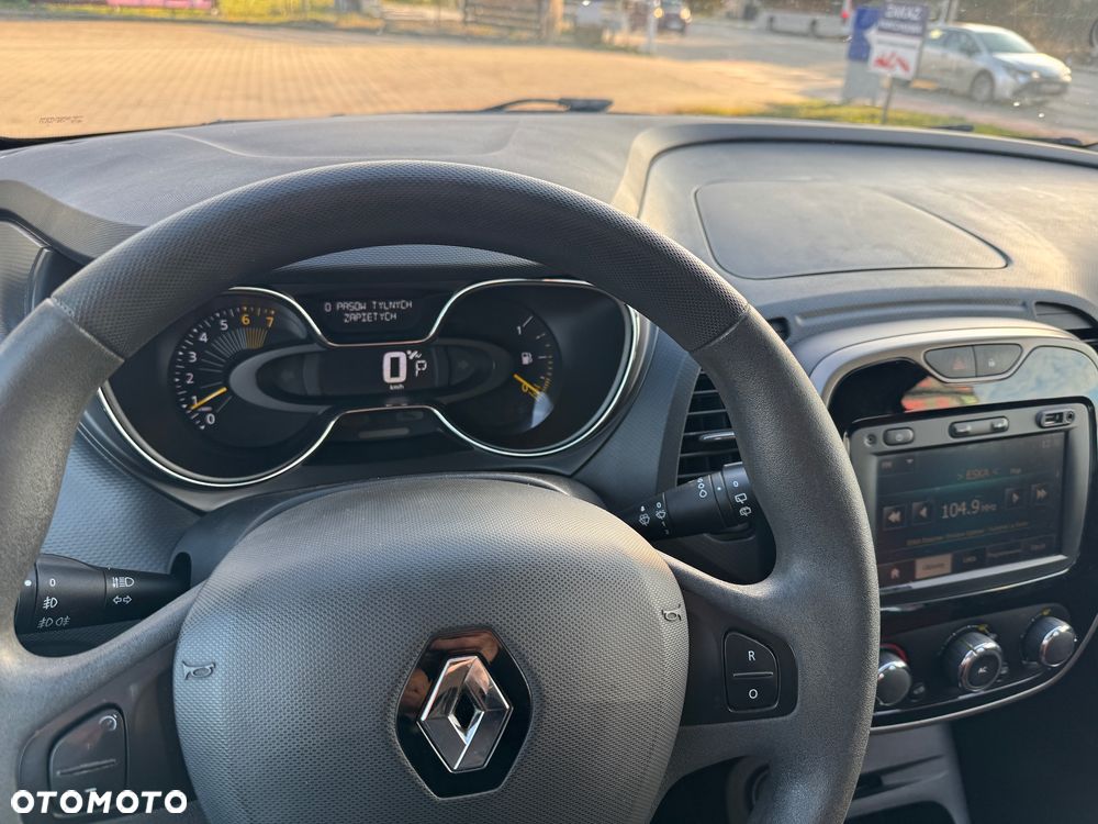 Renault Captur 1.2 TCe Zen EDC - 10