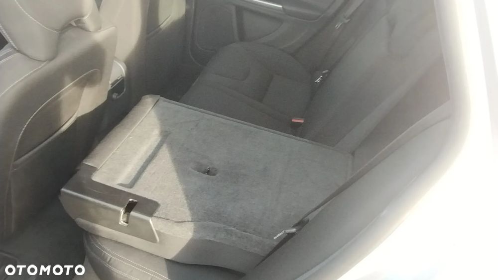 Volvo V60 D3 Drive-E Kinetic - 17