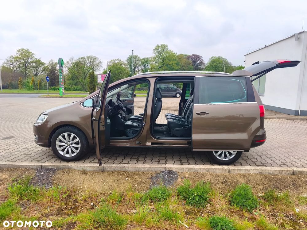Volkswagen Sharan 2.0 TDI DSG Blue Motion Highline - 21