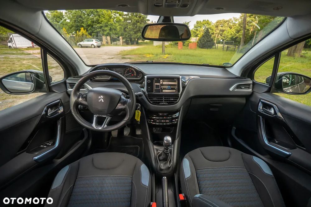 Peugeot 208 e-HDi 115 Stop&Start Allure - 30