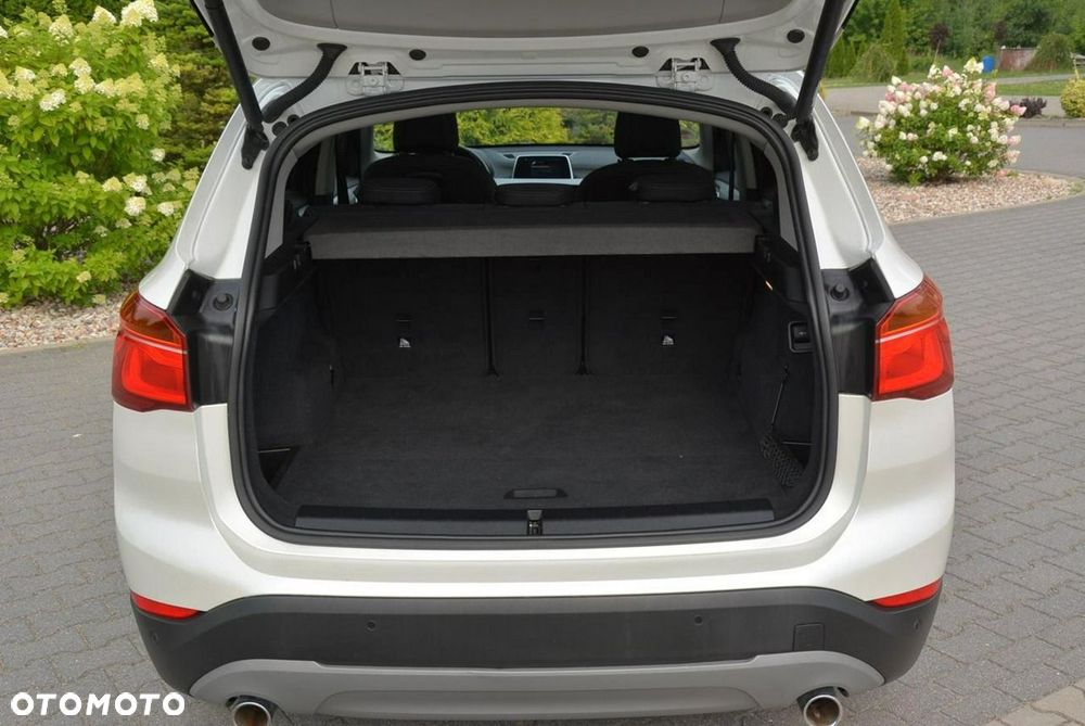 BMW X1 xDrive20d Advantage - 35