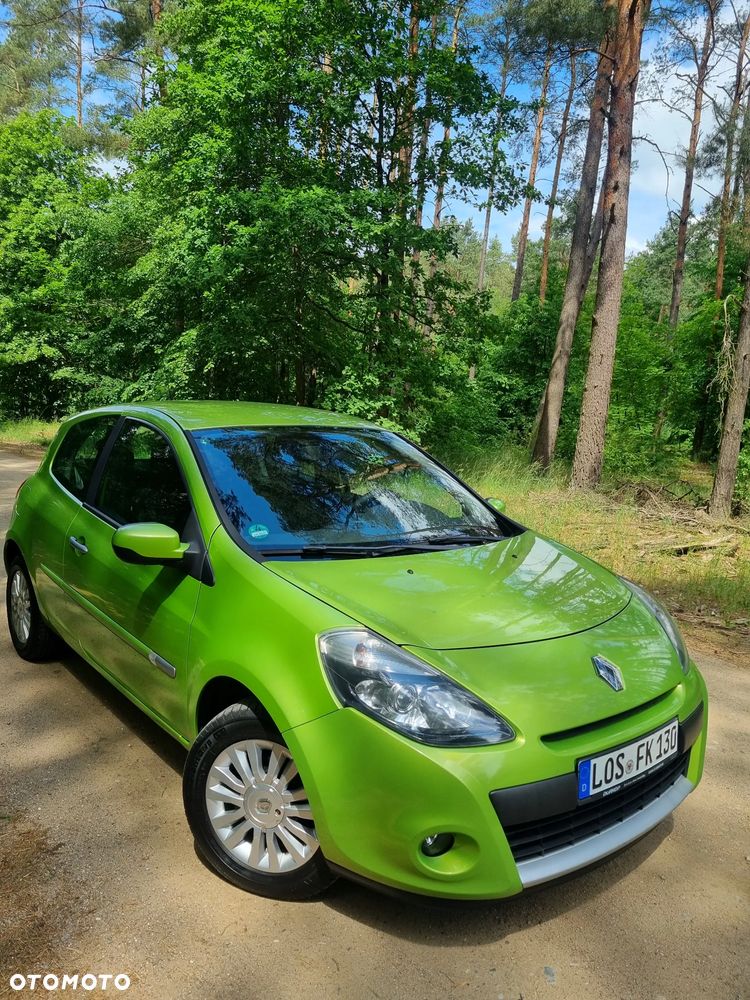 Renault Clio 1.2 16V Emotion - 35
