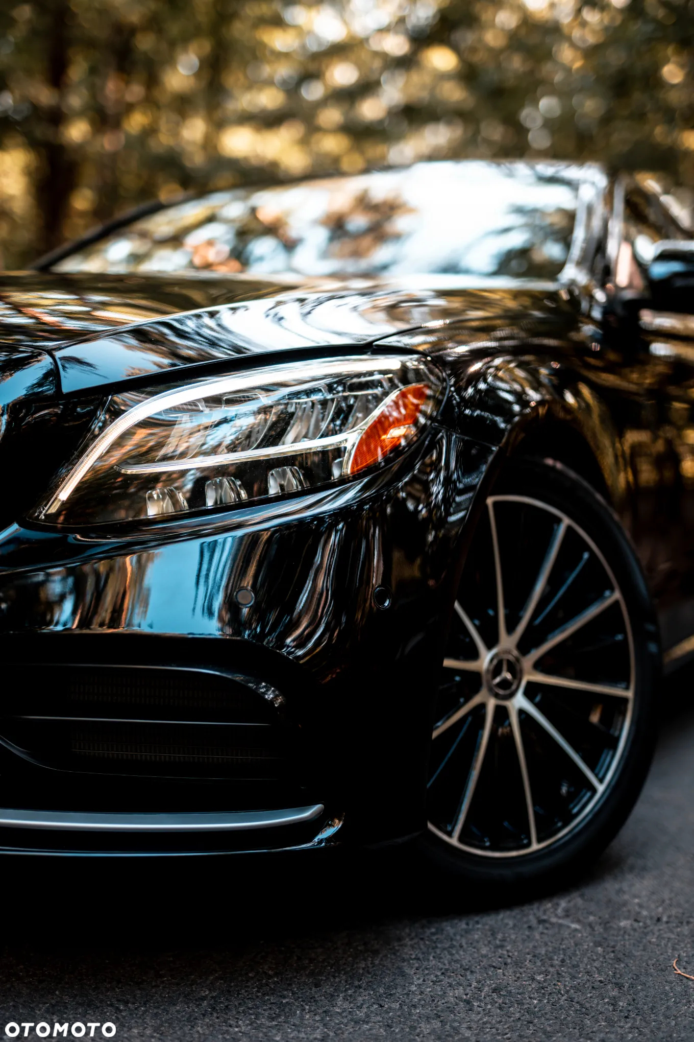 Mercedes-Benz Klasa C 300 9G-TRONIC AMG Line - 3