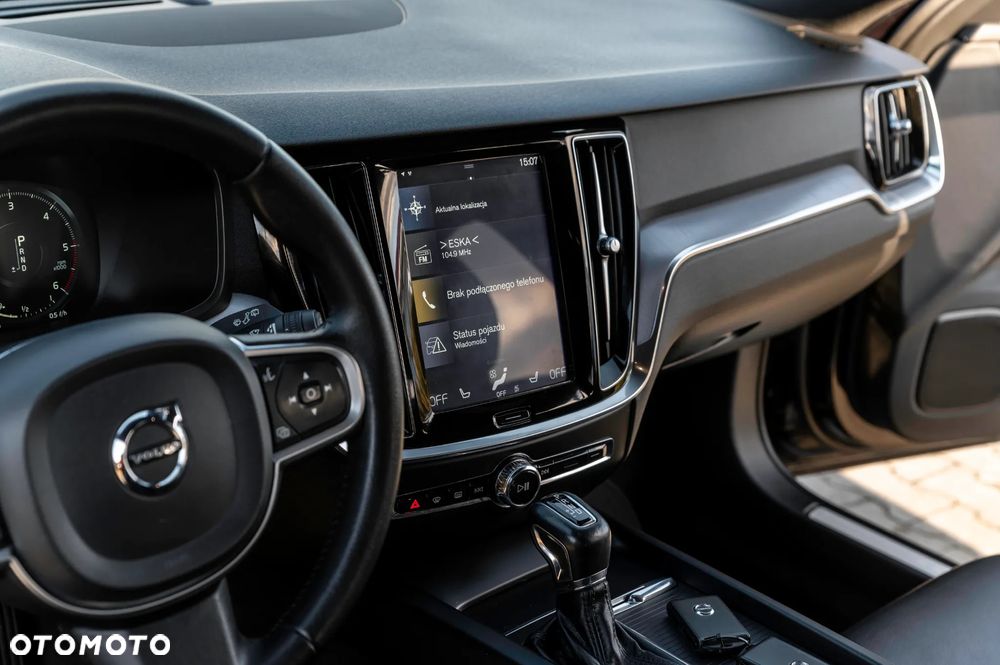 Volvo V60 D3 Geartronic Momentum - 32