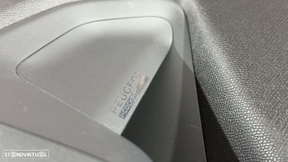 Peugeot 208 PureTech 100 Allure - 33