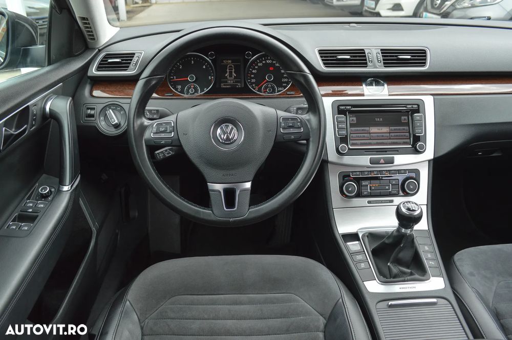 Volkswagen Passat 2.0 TDI DPF 4Motion Highline - 21
