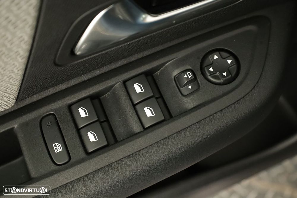 Citroën C4 1.2 PureTech Plus EAT8 - 23
