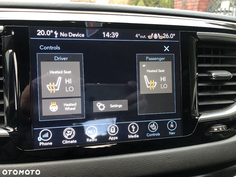 Chrysler Pacifica - 19