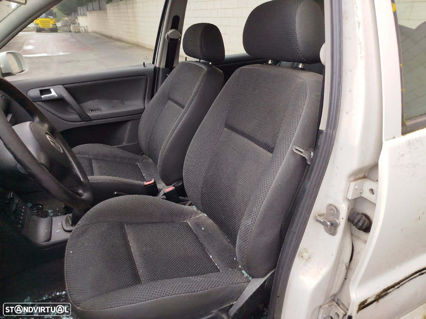 Para peças VOLKSWAGEN Polo (6N) - 8