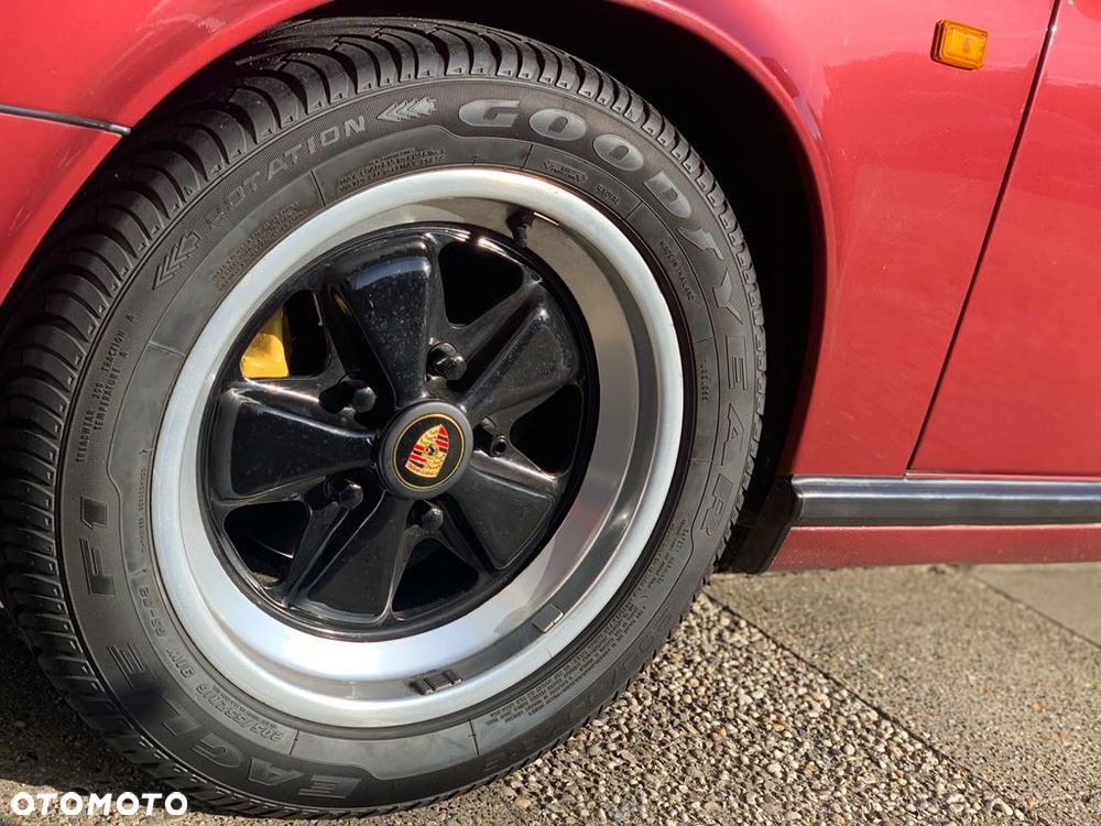 Porsche 911 - 20